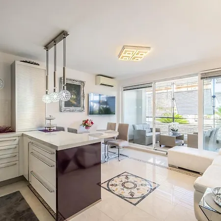 Luxury B&r *** Appartement *