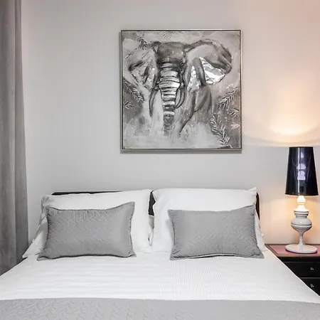 Luxury B&r *** Appartement *