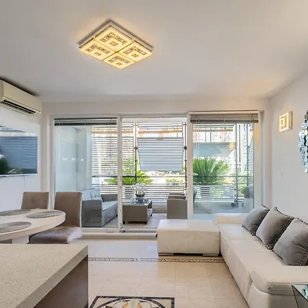 Luxury B&r *** Appartement *